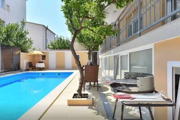 Mikuljan Apartments Stobreč Exterior foto